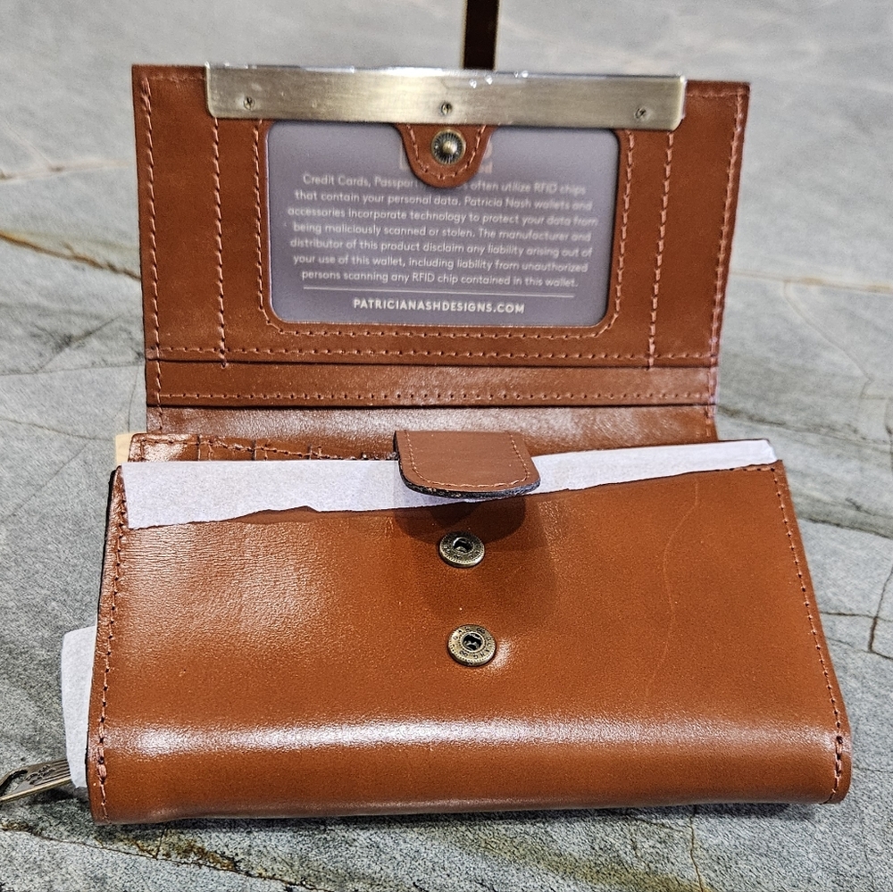 NWT Patricia Nash Tooled Leather Trifold Wallet | NWT | RFID | Zip Coin - Picture 7 of 16